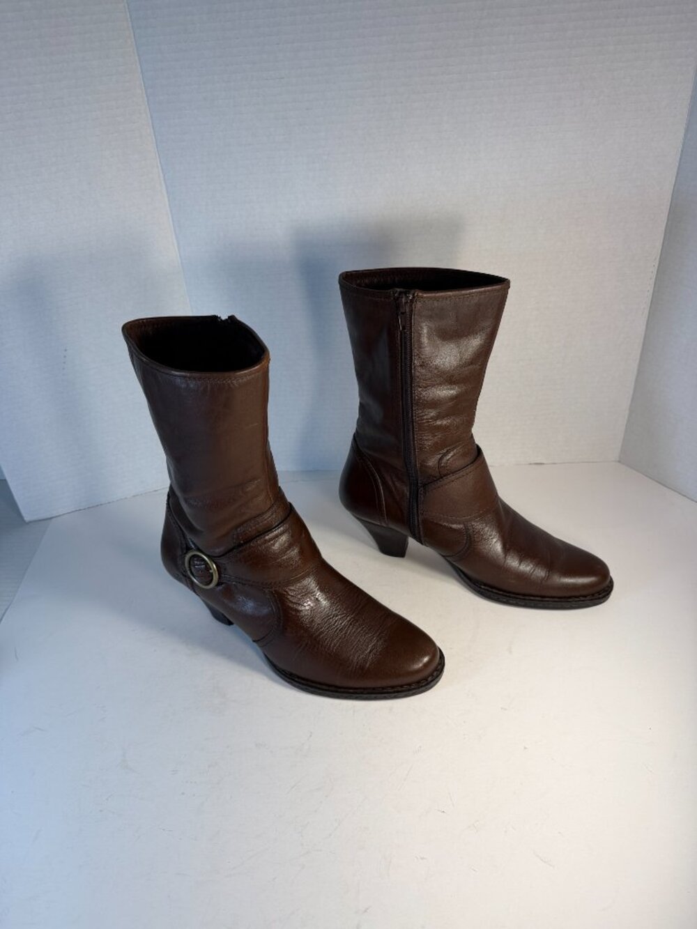 WOMEN'S SIZE 9 Born Brown Leather Boots - Picture 3 of 16